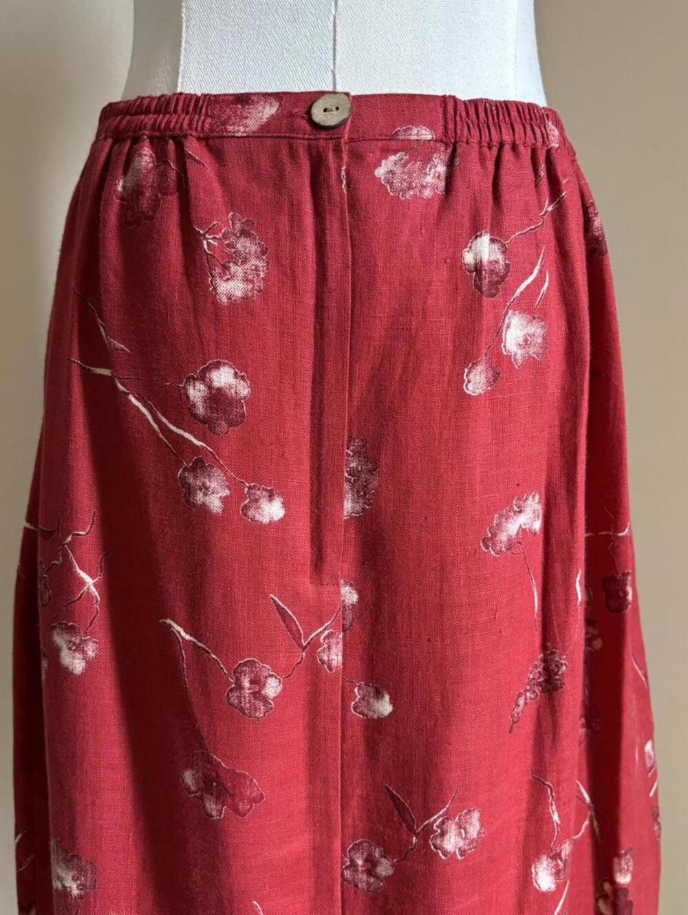 Red linen floral skirt and button up set - Picture 5 of 8